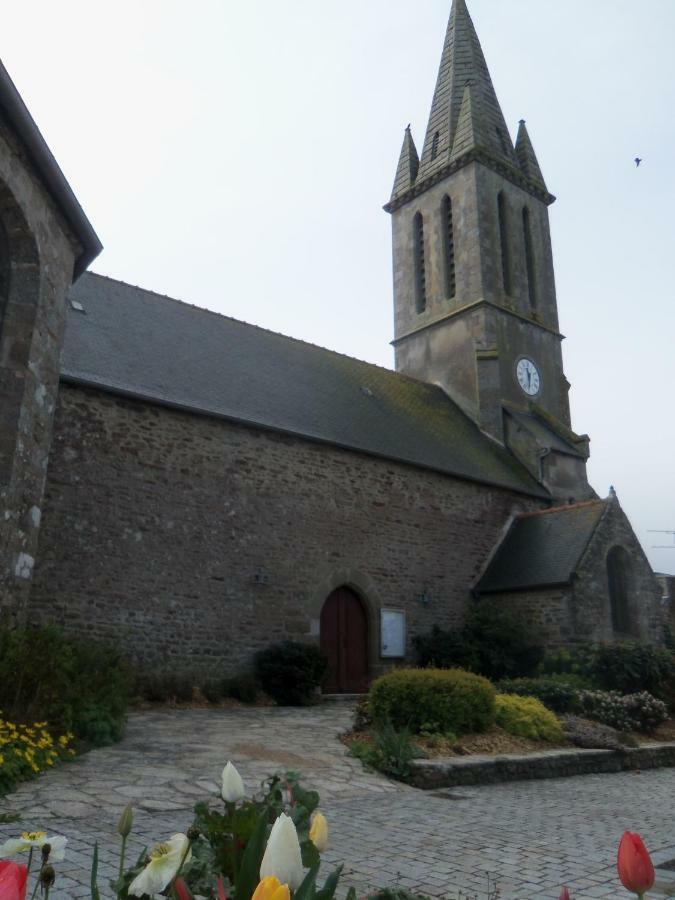 Do Mi Si La Do Re Gite Partage Saint-Carreuc Exterior photo